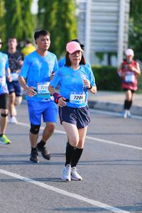 BIB: 720, 7206
                            <button type="button" onclick="openModal(3200976)" class="btn btn-primary btn-sm float-right btn-popup" data-toggle="modal" data-target=".modal-high-quality">
                        <i class="fas fa-shopping-cart"></i> Add to Cart
                    </button>
                                            <button type="button" onclick="isThisMe(3200976, true)" class="btn btn-success btn-sm float-right btn-popup btn-isme hidden" data-toggle="tooltip" data-placement="bottom" title="นี่คือรูปของคุณใช่ไหม คลิกที่นี่เพื่อเอาเข้าอัลบั้ม">
                        <i class="fas fa-plus"></i> Add to album
                    </button>
                    <button type="button" onclick="isThisMe(3200976, false)" class="btn btn-warning btn-sm float-right btn-popup btn-isnotme hidden">
                        <i class="fas fa-ban"></i> Remove from album
                    </button>