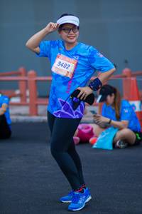 BIB: 9402
                            <button type="button" onclick="openModal(3489388)" class="btn btn-primary btn-sm float-right btn-popup" data-toggle="modal" data-target=".modal-high-quality">
                        <i class="fas fa-shopping-cart"></i> Add to Cart
                    </button>
                                            <button type="button" onclick="isThisMe(3489388, true)" class="btn btn-success btn-sm float-right btn-popup btn-isme hidden" data-toggle="tooltip" data-placement="bottom" title="นี่คือรูปของคุณใช่ไหม คลิกที่นี่เพื่อเอาเข้าอัลบั้ม">
                        <i class="fas fa-plus"></i> Add to album
                    </button>
                    <button type="button" onclick="isThisMe(3489388, false)" class="btn btn-warning btn-sm float-right btn-popup btn-isnotme hidden">
                        <i class="fas fa-ban"></i> Remove from album
                    </button>