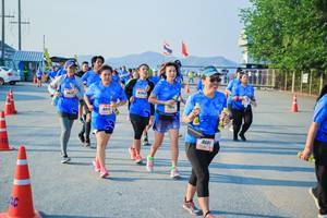 BIB: 393, 9915, 8681
                            <button type="button" onclick="openModal(3489883)" class="btn btn-primary btn-sm float-right btn-popup" data-toggle="modal" data-target=".modal-high-quality">
                        <i class="fas fa-shopping-cart"></i> Add to Cart
                    </button>
                                            <button type="button" onclick="isThisMe(3489883, true)" class="btn btn-success btn-sm float-right btn-popup btn-isme hidden" data-toggle="tooltip" data-placement="bottom" title="นี่คือรูปของคุณใช่ไหม คลิกที่นี่เพื่อเอาเข้าอัลบั้ม">
                        <i class="fas fa-plus"></i> Add to album
                    </button>
                    <button type="button" onclick="isThisMe(3489883, false)" class="btn btn-warning btn-sm float-right btn-popup btn-isnotme hidden">
                        <i class="fas fa-ban"></i> Remove from album
                    </button>