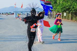 BIB: 3367, 9225, 
                            <button type="button" onclick="openModal(3490012)" class="btn btn-primary btn-sm float-right btn-popup" data-toggle="modal" data-target=".modal-high-quality">
                        <i class="fas fa-shopping-cart"></i> Add to Cart
                    </button>
                                            <button type="button" onclick="isThisMe(3490012, true)" class="btn btn-success btn-sm float-right btn-popup btn-isme hidden" data-toggle="tooltip" data-placement="bottom" title="นี่คือรูปของคุณใช่ไหม คลิกที่นี่เพื่อเอาเข้าอัลบั้ม">
                        <i class="fas fa-plus"></i> Add to album
                    </button>
                    <button type="button" onclick="isThisMe(3490012, false)" class="btn btn-warning btn-sm float-right btn-popup btn-isnotme hidden">
                        <i class="fas fa-ban"></i> Remove from album
                    </button>