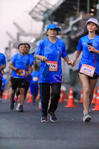 BIB: 8773, 774
                            <button type="button" onclick="openModal(3495561)" class="btn btn-primary btn-sm float-right btn-popup" data-toggle="modal" data-target=".modal-high-quality">
                        <i class="fas fa-shopping-cart"></i> Add to Cart
                    </button>
                                            <button type="button" onclick="isThisMe(3495561, true)" class="btn btn-success btn-sm float-right btn-popup btn-isme hidden" data-toggle="tooltip" data-placement="bottom" title="นี่คือรูปของคุณใช่ไหม คลิกที่นี่เพื่อเอาเข้าอัลบั้ม">
                        <i class="fas fa-plus"></i> Add to album
                    </button>
                    <button type="button" onclick="isThisMe(3495561, false)" class="btn btn-warning btn-sm float-right btn-popup btn-isnotme hidden">
                        <i class="fas fa-ban"></i> Remove from album
                    </button>