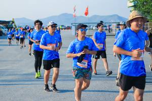 BIB: 330
                            <button type="button" onclick="openModal(3489985)" class="btn btn-primary btn-sm float-right btn-popup" data-toggle="modal" data-target=".modal-high-quality">
                        <i class="fas fa-shopping-cart"></i> Add to Cart
                    </button>
                                            <button type="button" onclick="isThisMe(3489985, true)" class="btn btn-success btn-sm float-right btn-popup btn-isme hidden" data-toggle="tooltip" data-placement="bottom" title="นี่คือรูปของคุณใช่ไหม คลิกที่นี่เพื่อเอาเข้าอัลบั้ม">
                        <i class="fas fa-plus"></i> Add to album
                    </button>
                    <button type="button" onclick="isThisMe(3489985, false)" class="btn btn-warning btn-sm float-right btn-popup btn-isnotme hidden">
                        <i class="fas fa-ban"></i> Remove from album
                    </button>