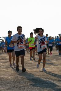 BIB: 8276, 8191, 8194
                            <button type="button" onclick="openModal(3504715)" class="btn btn-primary btn-sm float-right btn-popup" data-toggle="modal" data-target=".modal-high-quality">
                        <i class="fas fa-shopping-cart"></i> Add to Cart
                    </button>
                                            <button type="button" onclick="isThisMe(3504715, true)" class="btn btn-success btn-sm float-right btn-popup btn-isme hidden" data-toggle="tooltip" data-placement="bottom" title="นี่คือรูปของคุณใช่ไหม คลิกที่นี่เพื่อเอาเข้าอัลบั้ม">
                        <i class="fas fa-plus"></i> Add to album
                    </button>
                    <button type="button" onclick="isThisMe(3504715, false)" class="btn btn-warning btn-sm float-right btn-popup btn-isnotme hidden">
                        <i class="fas fa-ban"></i> Remove from album
                    </button>