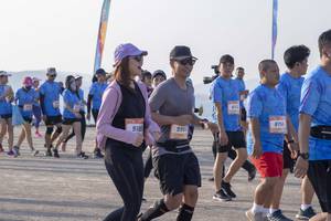 BIB: 821, 9907, 9100, 
                            <button type="button" onclick="openModal(3516361)" class="btn btn-primary btn-sm float-right btn-popup" data-toggle="modal" data-target=".modal-high-quality">
                        <i class="fas fa-shopping-cart"></i> Add to Cart
                    </button>
                                            <button type="button" onclick="isThisMe(3516361, true)" class="btn btn-success btn-sm float-right btn-popup btn-isme hidden" data-toggle="tooltip" data-placement="bottom" title="นี่คือรูปของคุณใช่ไหม คลิกที่นี่เพื่อเอาเข้าอัลบั้ม">
                        <i class="fas fa-plus"></i> Add to album
                    </button>
                    <button type="button" onclick="isThisMe(3516361, false)" class="btn btn-warning btn-sm float-right btn-popup btn-isnotme hidden">
                        <i class="fas fa-ban"></i> Remove from album
                    </button>