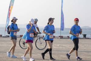 BIB: 942
                            <button type="button" onclick="openModal(3516398)" class="btn btn-primary btn-sm float-right btn-popup" data-toggle="modal" data-target=".modal-high-quality">
                        <i class="fas fa-shopping-cart"></i> Add to Cart
                    </button>
                                            <button type="button" onclick="isThisMe(3516398, true)" class="btn btn-success btn-sm float-right btn-popup btn-isme hidden" data-toggle="tooltip" data-placement="bottom" title="นี่คือรูปของคุณใช่ไหม คลิกที่นี่เพื่อเอาเข้าอัลบั้ม">
                        <i class="fas fa-plus"></i> Add to album
                    </button>
                    <button type="button" onclick="isThisMe(3516398, false)" class="btn btn-warning btn-sm float-right btn-popup btn-isnotme hidden">
                        <i class="fas fa-ban"></i> Remove from album
                    </button>