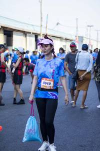 BIB: 9040
                            <button type="button" onclick="openModal(3197996)" class="btn btn-primary btn-sm float-right btn-popup" data-toggle="modal" data-target=".modal-high-quality">
                        <i class="fas fa-shopping-cart"></i> Add to Cart
                    </button>
                                            <button type="button" onclick="isThisMe(3197996, true)" class="btn btn-success btn-sm float-right btn-popup btn-isme hidden" data-toggle="tooltip" data-placement="bottom" title="นี่คือรูปของคุณใช่ไหม คลิกที่นี่เพื่อเอาเข้าอัลบั้ม">
                        <i class="fas fa-plus"></i> Add to album
                    </button>
                    <button type="button" onclick="isThisMe(3197996, false)" class="btn btn-warning btn-sm float-right btn-popup btn-isnotme hidden">
                        <i class="fas fa-ban"></i> Remove from album
                    </button>