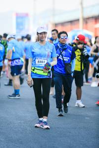 BIB: 6864
                            <button type="button" onclick="openModal(3513128)" class="btn btn-primary btn-sm float-right btn-popup" data-toggle="modal" data-target=".modal-high-quality">
                        <i class="fas fa-shopping-cart"></i> Add to Cart
                    </button>
                                            <button type="button" onclick="isThisMe(3513128, true)" class="btn btn-success btn-sm float-right btn-popup btn-isme hidden" data-toggle="tooltip" data-placement="bottom" title="นี่คือรูปของคุณใช่ไหม คลิกที่นี่เพื่อเอาเข้าอัลบั้ม">
                        <i class="fas fa-plus"></i> Add to album
                    </button>
                    <button type="button" onclick="isThisMe(3513128, false)" class="btn btn-warning btn-sm float-right btn-popup btn-isnotme hidden">
                        <i class="fas fa-ban"></i> Remove from album
                    </button>