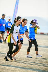 BIB: 9284
                            <button type="button" onclick="openModal(3512877)" class="btn btn-primary btn-sm float-right btn-popup" data-toggle="modal" data-target=".modal-high-quality">
                        <i class="fas fa-shopping-cart"></i> Add to Cart
                    </button>
                                            <button type="button" onclick="isThisMe(3512877, true)" class="btn btn-success btn-sm float-right btn-popup btn-isme hidden" data-toggle="tooltip" data-placement="bottom" title="นี่คือรูปของคุณใช่ไหม คลิกที่นี่เพื่อเอาเข้าอัลบั้ม">
                        <i class="fas fa-plus"></i> Add to album
                    </button>
                    <button type="button" onclick="isThisMe(3512877, false)" class="btn btn-warning btn-sm float-right btn-popup btn-isnotme hidden">
                        <i class="fas fa-ban"></i> Remove from album
                    </button>