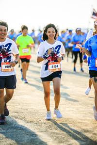 BIB: 819, 8194
                            <button type="button" onclick="openModal(3513032)" class="btn btn-primary btn-sm float-right btn-popup" data-toggle="modal" data-target=".modal-high-quality">
                        <i class="fas fa-shopping-cart"></i> Add to Cart
                    </button>
                                            <button type="button" onclick="isThisMe(3513032, true)" class="btn btn-success btn-sm float-right btn-popup btn-isme hidden" data-toggle="tooltip" data-placement="bottom" title="นี่คือรูปของคุณใช่ไหม คลิกที่นี่เพื่อเอาเข้าอัลบั้ม">
                        <i class="fas fa-plus"></i> Add to album
                    </button>
                    <button type="button" onclick="isThisMe(3513032, false)" class="btn btn-warning btn-sm float-right btn-popup btn-isnotme hidden">
                        <i class="fas fa-ban"></i> Remove from album
                    </button>