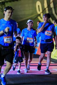 BIB: 8098, 8097, 8123
                            <button type="button" onclick="openModal(3510062)" class="btn btn-primary btn-sm float-right btn-popup" data-toggle="modal" data-target=".modal-high-quality">
                        <i class="fas fa-shopping-cart"></i> Add to Cart
                    </button>
                                            <button type="button" onclick="isThisMe(3510062, true)" class="btn btn-success btn-sm float-right btn-popup btn-isme hidden" data-toggle="tooltip" data-placement="bottom" title="นี่คือรูปของคุณใช่ไหม คลิกที่นี่เพื่อเอาเข้าอัลบั้ม">
                        <i class="fas fa-plus"></i> Add to album
                    </button>
                    <button type="button" onclick="isThisMe(3510062, false)" class="btn btn-warning btn-sm float-right btn-popup btn-isnotme hidden">
                        <i class="fas fa-ban"></i> Remove from album
                    </button>