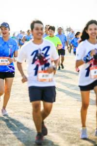 BIB: 827
                            <button type="button" onclick="openModal(3513033)" class="btn btn-primary btn-sm float-right btn-popup" data-toggle="modal" data-target=".modal-high-quality">
                        <i class="fas fa-shopping-cart"></i> Add to Cart
                    </button>
                                            <button type="button" onclick="isThisMe(3513033, true)" class="btn btn-success btn-sm float-right btn-popup btn-isme hidden" data-toggle="tooltip" data-placement="bottom" title="นี่คือรูปของคุณใช่ไหม คลิกที่นี่เพื่อเอาเข้าอัลบั้ม">
                        <i class="fas fa-plus"></i> Add to album
                    </button>
                    <button type="button" onclick="isThisMe(3513033, false)" class="btn btn-warning btn-sm float-right btn-popup btn-isnotme hidden">
                        <i class="fas fa-ban"></i> Remove from album
                    </button>