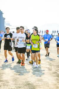 BIB: 6899, 6900
                            <button type="button" onclick="openModal(3513194)" class="btn btn-primary btn-sm float-right btn-popup" data-toggle="modal" data-target=".modal-high-quality">
                        <i class="fas fa-shopping-cart"></i> Add to Cart
                    </button>
                                            <button type="button" onclick="isThisMe(3513194, true)" class="btn btn-success btn-sm float-right btn-popup btn-isme hidden" data-toggle="tooltip" data-placement="bottom" title="นี่คือรูปของคุณใช่ไหม คลิกที่นี่เพื่อเอาเข้าอัลบั้ม">
                        <i class="fas fa-plus"></i> Add to album
                    </button>
                    <button type="button" onclick="isThisMe(3513194, false)" class="btn btn-warning btn-sm float-right btn-popup btn-isnotme hidden">
                        <i class="fas fa-ban"></i> Remove from album
                    </button>