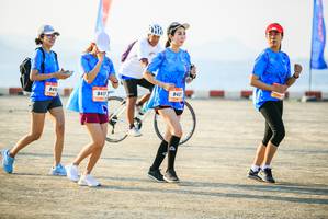 BIB: 8417, 842
                            <button type="button" onclick="openModal(3512836)" class="btn btn-primary btn-sm float-right btn-popup" data-toggle="modal" data-target=".modal-high-quality">
                        <i class="fas fa-shopping-cart"></i> Add to Cart
                    </button>
                                            <button type="button" onclick="isThisMe(3512836, true)" class="btn btn-success btn-sm float-right btn-popup btn-isme hidden" data-toggle="tooltip" data-placement="bottom" title="นี่คือรูปของคุณใช่ไหม คลิกที่นี่เพื่อเอาเข้าอัลบั้ม">
                        <i class="fas fa-plus"></i> Add to album
                    </button>
                    <button type="button" onclick="isThisMe(3512836, false)" class="btn btn-warning btn-sm float-right btn-popup btn-isnotme hidden">
                        <i class="fas fa-ban"></i> Remove from album
                    </button>