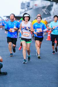 BIB: 5220
                            <button type="button" onclick="openModal(3510927)" class="btn btn-primary btn-sm float-right btn-popup" data-toggle="modal" data-target=".modal-high-quality">
                        <i class="fas fa-shopping-cart"></i> Add to Cart
                    </button>
                                            <button type="button" onclick="isThisMe(3510927, true)" class="btn btn-success btn-sm float-right btn-popup btn-isme hidden" data-toggle="tooltip" data-placement="bottom" title="นี่คือรูปของคุณใช่ไหม คลิกที่นี่เพื่อเอาเข้าอัลบั้ม">
                        <i class="fas fa-plus"></i> Add to album
                    </button>
                    <button type="button" onclick="isThisMe(3510927, false)" class="btn btn-warning btn-sm float-right btn-popup btn-isnotme hidden">
                        <i class="fas fa-ban"></i> Remove from album
                    </button>