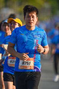 BIB: 8751
                            <button type="button" onclick="openModal(3332698)" class="btn btn-primary btn-sm float-right btn-popup" data-toggle="modal" data-target=".modal-high-quality">
                        <i class="fas fa-shopping-cart"></i> Add to Cart
                    </button>
                                            <button type="button" onclick="isThisMe(3332698, true)" class="btn btn-success btn-sm float-right btn-popup btn-isme hidden" data-toggle="tooltip" data-placement="bottom" title="นี่คือรูปของคุณใช่ไหม คลิกที่นี่เพื่อเอาเข้าอัลบั้ม">
                        <i class="fas fa-plus"></i> Add to album
                    </button>
                    <button type="button" onclick="isThisMe(3332698, false)" class="btn btn-warning btn-sm float-right btn-popup btn-isnotme hidden">
                        <i class="fas fa-ban"></i> Remove from album
                    </button>