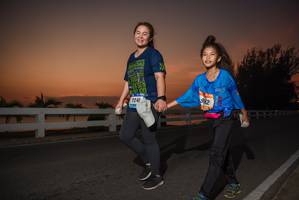 BIB: 241
                            <button type="button" onclick="openModal(3342645)" class="btn btn-primary btn-sm float-right btn-popup" data-toggle="modal" data-target=".modal-high-quality">
                        <i class="fas fa-shopping-cart"></i> Add to Cart
                    </button>
                                            <button type="button" onclick="isThisMe(3342645, true)" class="btn btn-success btn-sm float-right btn-popup btn-isme hidden" data-toggle="tooltip" data-placement="bottom" title="นี่คือรูปของคุณใช่ไหม คลิกที่นี่เพื่อเอาเข้าอัลบั้ม">
                        <i class="fas fa-plus"></i> Add to album
                    </button>
                    <button type="button" onclick="isThisMe(3342645, false)" class="btn btn-warning btn-sm float-right btn-popup btn-isnotme hidden">
                        <i class="fas fa-ban"></i> Remove from album
                    </button>