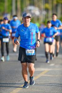 BIB: 6342
                            <button type="button" onclick="openModal(3330366)" class="btn btn-primary btn-sm float-right btn-popup" data-toggle="modal" data-target=".modal-high-quality">
                        <i class="fas fa-shopping-cart"></i> Add to Cart
                    </button>
                                            <button type="button" onclick="isThisMe(3330366, true)" class="btn btn-success btn-sm float-right btn-popup btn-isme hidden" data-toggle="tooltip" data-placement="bottom" title="นี่คือรูปของคุณใช่ไหม คลิกที่นี่เพื่อเอาเข้าอัลบั้ม">
                        <i class="fas fa-plus"></i> Add to album
                    </button>
                    <button type="button" onclick="isThisMe(3330366, false)" class="btn btn-warning btn-sm float-right btn-popup btn-isnotme hidden">
                        <i class="fas fa-ban"></i> Remove from album
                    </button>