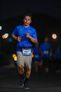 BIB: 6871
                            <button type="button" onclick="openModal(3339593)" class="btn btn-primary btn-sm float-right btn-popup" data-toggle="modal" data-target=".modal-high-quality">
                        <i class="fas fa-shopping-cart"></i> Add to Cart
                    </button>
                                            <button type="button" onclick="isThisMe(3339593, true)" class="btn btn-success btn-sm float-right btn-popup btn-isme hidden" data-toggle="tooltip" data-placement="bottom" title="นี่คือรูปของคุณใช่ไหม คลิกที่นี่เพื่อเอาเข้าอัลบั้ม">
                        <i class="fas fa-plus"></i> Add to album
                    </button>
                    <button type="button" onclick="isThisMe(3339593, false)" class="btn btn-warning btn-sm float-right btn-popup btn-isnotme hidden">
                        <i class="fas fa-ban"></i> Remove from album
                    </button>