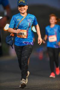 BIB: 165
                            <button type="button" onclick="openModal(3339185)" class="btn btn-primary btn-sm float-right btn-popup" data-toggle="modal" data-target=".modal-high-quality">
                        <i class="fas fa-shopping-cart"></i> Add to Cart
                    </button>
                                            <button type="button" onclick="isThisMe(3339185, true)" class="btn btn-success btn-sm float-right btn-popup btn-isme hidden" data-toggle="tooltip" data-placement="bottom" title="นี่คือรูปของคุณใช่ไหม คลิกที่นี่เพื่อเอาเข้าอัลบั้ม">
                        <i class="fas fa-plus"></i> Add to album
                    </button>
                    <button type="button" onclick="isThisMe(3339185, false)" class="btn btn-warning btn-sm float-right btn-popup btn-isnotme hidden">
                        <i class="fas fa-ban"></i> Remove from album
                    </button>