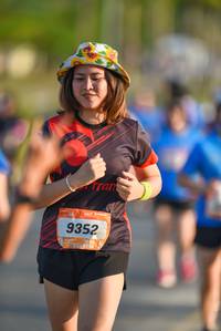 BIB: 9352
                            <button type="button" onclick="openModal(3332683)" class="btn btn-primary btn-sm float-right btn-popup" data-toggle="modal" data-target=".modal-high-quality">
                        <i class="fas fa-shopping-cart"></i> Add to Cart
                    </button>
                                            <button type="button" onclick="isThisMe(3332683, true)" class="btn btn-success btn-sm float-right btn-popup btn-isme hidden" data-toggle="tooltip" data-placement="bottom" title="นี่คือรูปของคุณใช่ไหม คลิกที่นี่เพื่อเอาเข้าอัลบั้ม">
                        <i class="fas fa-plus"></i> Add to album
                    </button>
                    <button type="button" onclick="isThisMe(3332683, false)" class="btn btn-warning btn-sm float-right btn-popup btn-isnotme hidden">
                        <i class="fas fa-ban"></i> Remove from album
                    </button>