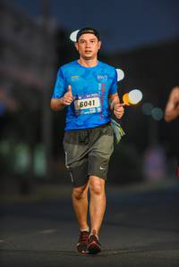 BIB: 6041
                            <button type="button" onclick="openModal(3339331)" class="btn btn-primary btn-sm float-right btn-popup" data-toggle="modal" data-target=".modal-high-quality">
                        <i class="fas fa-shopping-cart"></i> Add to Cart
                    </button>
                                            <button type="button" onclick="isThisMe(3339331, true)" class="btn btn-success btn-sm float-right btn-popup btn-isme hidden" data-toggle="tooltip" data-placement="bottom" title="นี่คือรูปของคุณใช่ไหม คลิกที่นี่เพื่อเอาเข้าอัลบั้ม">
                        <i class="fas fa-plus"></i> Add to album
                    </button>
                    <button type="button" onclick="isThisMe(3339331, false)" class="btn btn-warning btn-sm float-right btn-popup btn-isnotme hidden">
                        <i class="fas fa-ban"></i> Remove from album
                    </button>