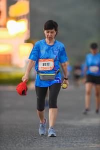 BIB: 8111
                            <button type="button" onclick="openModal(3338943)" class="btn btn-primary btn-sm float-right btn-popup" data-toggle="modal" data-target=".modal-high-quality">
                        <i class="fas fa-shopping-cart"></i> Add to Cart
                    </button>
                                            <button type="button" onclick="isThisMe(3338943, true)" class="btn btn-success btn-sm float-right btn-popup btn-isme hidden" data-toggle="tooltip" data-placement="bottom" title="นี่คือรูปของคุณใช่ไหม คลิกที่นี่เพื่อเอาเข้าอัลบั้ม">
                        <i class="fas fa-plus"></i> Add to album
                    </button>
                    <button type="button" onclick="isThisMe(3338943, false)" class="btn btn-warning btn-sm float-right btn-popup btn-isnotme hidden">
                        <i class="fas fa-ban"></i> Remove from album
                    </button>