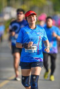 BIB: 6418
                            <button type="button" onclick="openModal(3330070)" class="btn btn-primary btn-sm float-right btn-popup" data-toggle="modal" data-target=".modal-high-quality">
                        <i class="fas fa-shopping-cart"></i> Add to Cart
                    </button>
                                            <button type="button" onclick="isThisMe(3330070, true)" class="btn btn-success btn-sm float-right btn-popup btn-isme hidden" data-toggle="tooltip" data-placement="bottom" title="นี่คือรูปของคุณใช่ไหม คลิกที่นี่เพื่อเอาเข้าอัลบั้ม">
                        <i class="fas fa-plus"></i> Add to album
                    </button>
                    <button type="button" onclick="isThisMe(3330070, false)" class="btn btn-warning btn-sm float-right btn-popup btn-isnotme hidden">
                        <i class="fas fa-ban"></i> Remove from album
                    </button>