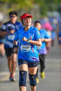 BIB: 6418
                            <button type="button" onclick="openModal(3330057)" class="btn btn-primary btn-sm float-right btn-popup" data-toggle="modal" data-target=".modal-high-quality">
                        <i class="fas fa-shopping-cart"></i> Add to Cart
                    </button>
                                            <button type="button" onclick="isThisMe(3330057, true)" class="btn btn-success btn-sm float-right btn-popup btn-isme hidden" data-toggle="tooltip" data-placement="bottom" title="นี่คือรูปของคุณใช่ไหม คลิกที่นี่เพื่อเอาเข้าอัลบั้ม">
                        <i class="fas fa-plus"></i> Add to album
                    </button>
                    <button type="button" onclick="isThisMe(3330057, false)" class="btn btn-warning btn-sm float-right btn-popup btn-isnotme hidden">
                        <i class="fas fa-ban"></i> Remove from album
                    </button>