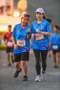 BIB: 8541, 8543
                            <button type="button" onclick="openModal(3339037)" class="btn btn-primary btn-sm float-right btn-popup" data-toggle="modal" data-target=".modal-high-quality">
                        <i class="fas fa-shopping-cart"></i> Add to Cart
                    </button>
                                            <button type="button" onclick="isThisMe(3339037, true)" class="btn btn-success btn-sm float-right btn-popup btn-isme hidden" data-toggle="tooltip" data-placement="bottom" title="นี่คือรูปของคุณใช่ไหม คลิกที่นี่เพื่อเอาเข้าอัลบั้ม">
                        <i class="fas fa-plus"></i> Add to album
                    </button>
                    <button type="button" onclick="isThisMe(3339037, false)" class="btn btn-warning btn-sm float-right btn-popup btn-isnotme hidden">
                        <i class="fas fa-ban"></i> Remove from album
                    </button>