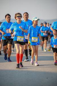 BIB: 800
                            <button type="button" onclick="openModal(3264208)" class="btn btn-primary btn-sm float-right btn-popup" data-toggle="modal" data-target=".modal-high-quality">
                        <i class="fas fa-shopping-cart"></i> Add to Cart
                    </button>
                                            <button type="button" onclick="isThisMe(3264208, true)" class="btn btn-success btn-sm float-right btn-popup btn-isme hidden" data-toggle="tooltip" data-placement="bottom" title="นี่คือรูปของคุณใช่ไหม คลิกที่นี่เพื่อเอาเข้าอัลบั้ม">
                        <i class="fas fa-plus"></i> Add to album
                    </button>
                    <button type="button" onclick="isThisMe(3264208, false)" class="btn btn-warning btn-sm float-right btn-popup btn-isnotme hidden">
                        <i class="fas fa-ban"></i> Remove from album
                    </button>