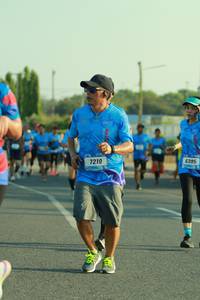 BIB: 7210, 5395
                            <button type="button" onclick="openModal(3188062)" class="btn btn-primary btn-sm float-right btn-popup" data-toggle="modal" data-target=".modal-high-quality">
                        <i class="fas fa-shopping-cart"></i> Add to Cart
                    </button>
                                            <button type="button" onclick="isThisMe(3188062, true)" class="btn btn-success btn-sm float-right btn-popup btn-isme hidden" data-toggle="tooltip" data-placement="bottom" title="นี่คือรูปของคุณใช่ไหม คลิกที่นี่เพื่อเอาเข้าอัลบั้ม">
                        <i class="fas fa-plus"></i> Add to album
                    </button>
                    <button type="button" onclick="isThisMe(3188062, false)" class="btn btn-warning btn-sm float-right btn-popup btn-isnotme hidden">
                        <i class="fas fa-ban"></i> Remove from album
                    </button>