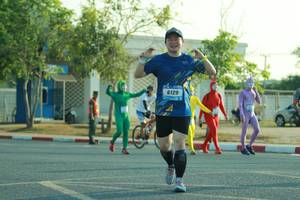 BIB: 6129
                            <button type="button" onclick="openModal(3189833)" class="btn btn-primary btn-sm float-right btn-popup" data-toggle="modal" data-target=".modal-high-quality">
                        <i class="fas fa-shopping-cart"></i> Add to Cart
                    </button>
                                            <button type="button" onclick="isThisMe(3189833, true)" class="btn btn-success btn-sm float-right btn-popup btn-isme hidden" data-toggle="tooltip" data-placement="bottom" title="นี่คือรูปของคุณใช่ไหม คลิกที่นี่เพื่อเอาเข้าอัลบั้ม">
                        <i class="fas fa-plus"></i> Add to album
                    </button>
                    <button type="button" onclick="isThisMe(3189833, false)" class="btn btn-warning btn-sm float-right btn-popup btn-isnotme hidden">
                        <i class="fas fa-ban"></i> Remove from album
                    </button>