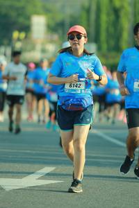 BIB: 6142
                            <button type="button" onclick="openModal(3188018)" class="btn btn-primary btn-sm float-right btn-popup" data-toggle="modal" data-target=".modal-high-quality">
                        <i class="fas fa-shopping-cart"></i> Add to Cart
                    </button>
                                            <button type="button" onclick="isThisMe(3188018, true)" class="btn btn-success btn-sm float-right btn-popup btn-isme hidden" data-toggle="tooltip" data-placement="bottom" title="นี่คือรูปของคุณใช่ไหม คลิกที่นี่เพื่อเอาเข้าอัลบั้ม">
                        <i class="fas fa-plus"></i> Add to album
                    </button>
                    <button type="button" onclick="isThisMe(3188018, false)" class="btn btn-warning btn-sm float-right btn-popup btn-isnotme hidden">
                        <i class="fas fa-ban"></i> Remove from album
                    </button>