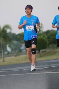 BIB: 6201
                            <button type="button" onclick="openModal(3213033)" class="btn btn-primary btn-sm float-right btn-popup" data-toggle="modal" data-target=".modal-high-quality">
                        <i class="fas fa-shopping-cart"></i> Add to Cart
                    </button>
                                            <button type="button" onclick="isThisMe(3213033, true)" class="btn btn-success btn-sm float-right btn-popup btn-isme hidden" data-toggle="tooltip" data-placement="bottom" title="นี่คือรูปของคุณใช่ไหม คลิกที่นี่เพื่อเอาเข้าอัลบั้ม">
                        <i class="fas fa-plus"></i> Add to album
                    </button>
                    <button type="button" onclick="isThisMe(3213033, false)" class="btn btn-warning btn-sm float-right btn-popup btn-isnotme hidden">
                        <i class="fas fa-ban"></i> Remove from album
                    </button>