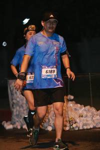 BIB: 6189
                            <button type="button" onclick="openModal(3214260)" class="btn btn-primary btn-sm float-right btn-popup" data-toggle="modal" data-target=".modal-high-quality">
                        <i class="fas fa-shopping-cart"></i> Add to Cart
                    </button>
                                            <button type="button" onclick="isThisMe(3214260, true)" class="btn btn-success btn-sm float-right btn-popup btn-isme hidden" data-toggle="tooltip" data-placement="bottom" title="นี่คือรูปของคุณใช่ไหม คลิกที่นี่เพื่อเอาเข้าอัลบั้ม">
                        <i class="fas fa-plus"></i> Add to album
                    </button>
                    <button type="button" onclick="isThisMe(3214260, false)" class="btn btn-warning btn-sm float-right btn-popup btn-isnotme hidden">
                        <i class="fas fa-ban"></i> Remove from album
                    </button>