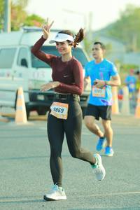 BIB: 869
                            <button type="button" onclick="openModal(3190878)" class="btn btn-primary btn-sm float-right btn-popup" data-toggle="modal" data-target=".modal-high-quality">
                        <i class="fas fa-shopping-cart"></i> Add to Cart
                    </button>
                                            <button type="button" onclick="isThisMe(3190878, true)" class="btn btn-success btn-sm float-right btn-popup btn-isme hidden" data-toggle="tooltip" data-placement="bottom" title="นี่คือรูปของคุณใช่ไหม คลิกที่นี่เพื่อเอาเข้าอัลบั้ม">
                        <i class="fas fa-plus"></i> Add to album
                    </button>
                    <button type="button" onclick="isThisMe(3190878, false)" class="btn btn-warning btn-sm float-right btn-popup btn-isnotme hidden">
                        <i class="fas fa-ban"></i> Remove from album
                    </button>