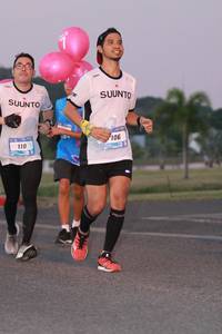 BIB: 106
                            <button type="button" onclick="openModal(3214054)" class="btn btn-primary btn-sm float-right btn-popup" data-toggle="modal" data-target=".modal-high-quality">
                        <i class="fas fa-shopping-cart"></i> Add to Cart
                    </button>
                                            <button type="button" onclick="isThisMe(3214054, true)" class="btn btn-success btn-sm float-right btn-popup btn-isme hidden" data-toggle="tooltip" data-placement="bottom" title="นี่คือรูปของคุณใช่ไหม คลิกที่นี่เพื่อเอาเข้าอัลบั้ม">
                        <i class="fas fa-plus"></i> Add to album
                    </button>
                    <button type="button" onclick="isThisMe(3214054, false)" class="btn btn-warning btn-sm float-right btn-popup btn-isnotme hidden">
                        <i class="fas fa-ban"></i> Remove from album
                    </button>