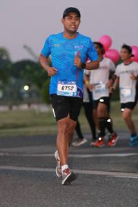 BIB: 6752
                            <button type="button" onclick="openModal(3214058)" class="btn btn-primary btn-sm float-right btn-popup" data-toggle="modal" data-target=".modal-high-quality">
                        <i class="fas fa-shopping-cart"></i> Add to Cart
                    </button>
                                            <button type="button" onclick="isThisMe(3214058, true)" class="btn btn-success btn-sm float-right btn-popup btn-isme hidden" data-toggle="tooltip" data-placement="bottom" title="นี่คือรูปของคุณใช่ไหม คลิกที่นี่เพื่อเอาเข้าอัลบั้ม">
                        <i class="fas fa-plus"></i> Add to album
                    </button>
                    <button type="button" onclick="isThisMe(3214058, false)" class="btn btn-warning btn-sm float-right btn-popup btn-isnotme hidden">
                        <i class="fas fa-ban"></i> Remove from album
                    </button>