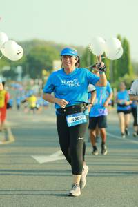 BIB: 6007
                            <button type="button" onclick="openModal(3188478)" class="btn btn-primary btn-sm float-right btn-popup" data-toggle="modal" data-target=".modal-high-quality">
                        <i class="fas fa-shopping-cart"></i> Add to Cart
                    </button>
                                            <button type="button" onclick="isThisMe(3188478, true)" class="btn btn-success btn-sm float-right btn-popup btn-isme hidden" data-toggle="tooltip" data-placement="bottom" title="นี่คือรูปของคุณใช่ไหม คลิกที่นี่เพื่อเอาเข้าอัลบั้ม">
                        <i class="fas fa-plus"></i> Add to album
                    </button>
                    <button type="button" onclick="isThisMe(3188478, false)" class="btn btn-warning btn-sm float-right btn-popup btn-isnotme hidden">
                        <i class="fas fa-ban"></i> Remove from album
                    </button>