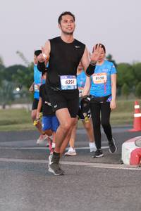 BIB: 8598, 6351
                            <button type="button" onclick="openModal(3213905)" class="btn btn-primary btn-sm float-right btn-popup" data-toggle="modal" data-target=".modal-high-quality">
                        <i class="fas fa-shopping-cart"></i> Add to Cart
                    </button>
                                            <button type="button" onclick="isThisMe(3213905, true)" class="btn btn-success btn-sm float-right btn-popup btn-isme hidden" data-toggle="tooltip" data-placement="bottom" title="นี่คือรูปของคุณใช่ไหม คลิกที่นี่เพื่อเอาเข้าอัลบั้ม">
                        <i class="fas fa-plus"></i> Add to album
                    </button>
                    <button type="button" onclick="isThisMe(3213905, false)" class="btn btn-warning btn-sm float-right btn-popup btn-isnotme hidden">
                        <i class="fas fa-ban"></i> Remove from album
                    </button>