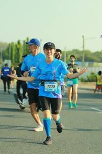 BIB: 7239
                            <button type="button" onclick="openModal(3219821)" class="btn btn-primary btn-sm float-right btn-popup" data-toggle="modal" data-target=".modal-high-quality">
                        <i class="fas fa-shopping-cart"></i> Add to Cart
                    </button>
                                            <button type="button" onclick="isThisMe(3219821, true)" class="btn btn-success btn-sm float-right btn-popup btn-isme hidden" data-toggle="tooltip" data-placement="bottom" title="นี่คือรูปของคุณใช่ไหม คลิกที่นี่เพื่อเอาเข้าอัลบั้ม">
                        <i class="fas fa-plus"></i> Add to album
                    </button>
                    <button type="button" onclick="isThisMe(3219821, false)" class="btn btn-warning btn-sm float-right btn-popup btn-isnotme hidden">
                        <i class="fas fa-ban"></i> Remove from album
                    </button>