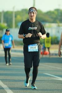 BIB: 6930
                            <button type="button" onclick="openModal(3221357)" class="btn btn-primary btn-sm float-right btn-popup" data-toggle="modal" data-target=".modal-high-quality">
                        <i class="fas fa-shopping-cart"></i> Add to Cart
                    </button>
                                            <button type="button" onclick="isThisMe(3221357, true)" class="btn btn-success btn-sm float-right btn-popup btn-isme hidden" data-toggle="tooltip" data-placement="bottom" title="นี่คือรูปของคุณใช่ไหม คลิกที่นี่เพื่อเอาเข้าอัลบั้ม">
                        <i class="fas fa-plus"></i> Add to album
                    </button>
                    <button type="button" onclick="isThisMe(3221357, false)" class="btn btn-warning btn-sm float-right btn-popup btn-isnotme hidden">
                        <i class="fas fa-ban"></i> Remove from album
                    </button>