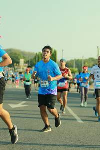 BIB: 526
                            <button type="button" onclick="openModal(3220438)" class="btn btn-primary btn-sm float-right btn-popup" data-toggle="modal" data-target=".modal-high-quality">
                        <i class="fas fa-shopping-cart"></i> Add to Cart
                    </button>
                                            <button type="button" onclick="isThisMe(3220438, true)" class="btn btn-success btn-sm float-right btn-popup btn-isme hidden" data-toggle="tooltip" data-placement="bottom" title="นี่คือรูปของคุณใช่ไหม คลิกที่นี่เพื่อเอาเข้าอัลบั้ม">
                        <i class="fas fa-plus"></i> Add to album
                    </button>
                    <button type="button" onclick="isThisMe(3220438, false)" class="btn btn-warning btn-sm float-right btn-popup btn-isnotme hidden">
                        <i class="fas fa-ban"></i> Remove from album
                    </button>