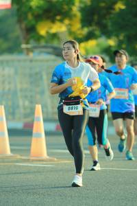 BIB: 8810, 208
                            <button type="button" onclick="openModal(3221934)" class="btn btn-primary btn-sm float-right btn-popup" data-toggle="modal" data-target=".modal-high-quality">
                        <i class="fas fa-shopping-cart"></i> Add to Cart
                    </button>
                                            <button type="button" onclick="isThisMe(3221934, true)" class="btn btn-success btn-sm float-right btn-popup btn-isme hidden" data-toggle="tooltip" data-placement="bottom" title="นี่คือรูปของคุณใช่ไหม คลิกที่นี่เพื่อเอาเข้าอัลบั้ม">
                        <i class="fas fa-plus"></i> Add to album
                    </button>
                    <button type="button" onclick="isThisMe(3221934, false)" class="btn btn-warning btn-sm float-right btn-popup btn-isnotme hidden">
                        <i class="fas fa-ban"></i> Remove from album
                    </button>