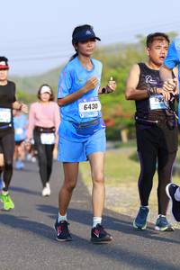 BIB: 6430
                            <button type="button" onclick="openModal(3175057)" class="btn btn-primary btn-sm float-right btn-popup" data-toggle="modal" data-target=".modal-high-quality">
                        <i class="fas fa-shopping-cart"></i> Add to Cart
                    </button>
                                            <button type="button" onclick="isThisMe(3175057, true)" class="btn btn-success btn-sm float-right btn-popup btn-isme hidden" data-toggle="tooltip" data-placement="bottom" title="นี่คือรูปของคุณใช่ไหม คลิกที่นี่เพื่อเอาเข้าอัลบั้ม">
                        <i class="fas fa-plus"></i> Add to album
                    </button>
                    <button type="button" onclick="isThisMe(3175057, false)" class="btn btn-warning btn-sm float-right btn-popup btn-isnotme hidden">
                        <i class="fas fa-ban"></i> Remove from album
                    </button>