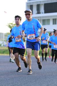 BIB: 9030, 894
                            <button type="button" onclick="openModal(3182817)" class="btn btn-primary btn-sm float-right btn-popup" data-toggle="modal" data-target=".modal-high-quality">
                        <i class="fas fa-shopping-cart"></i> Add to Cart
                    </button>
                                            <button type="button" onclick="isThisMe(3182817, true)" class="btn btn-success btn-sm float-right btn-popup btn-isme hidden" data-toggle="tooltip" data-placement="bottom" title="นี่คือรูปของคุณใช่ไหม คลิกที่นี่เพื่อเอาเข้าอัลบั้ม">
                        <i class="fas fa-plus"></i> Add to album
                    </button>
                    <button type="button" onclick="isThisMe(3182817, false)" class="btn btn-warning btn-sm float-right btn-popup btn-isnotme hidden">
                        <i class="fas fa-ban"></i> Remove from album
                    </button>