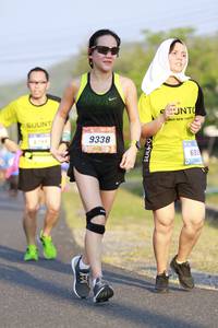 BIB: 9338, 691
                            <button type="button" onclick="openModal(3180034)" class="btn btn-primary btn-sm float-right btn-popup" data-toggle="modal" data-target=".modal-high-quality">
                        <i class="fas fa-shopping-cart"></i> Add to Cart
                    </button>
                                            <button type="button" onclick="isThisMe(3180034, true)" class="btn btn-success btn-sm float-right btn-popup btn-isme hidden" data-toggle="tooltip" data-placement="bottom" title="นี่คือรูปของคุณใช่ไหม คลิกที่นี่เพื่อเอาเข้าอัลบั้ม">
                        <i class="fas fa-plus"></i> Add to album
                    </button>
                    <button type="button" onclick="isThisMe(3180034, false)" class="btn btn-warning btn-sm float-right btn-popup btn-isnotme hidden">
                        <i class="fas fa-ban"></i> Remove from album
                    </button>