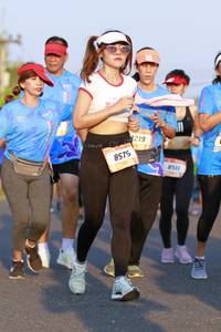 BIB: 219, 8575
                            <button type="button" onclick="openModal(3193267)" class="btn btn-primary btn-sm float-right btn-popup" data-toggle="modal" data-target=".modal-high-quality">
                        <i class="fas fa-shopping-cart"></i> Add to Cart
                    </button>
                                            <button type="button" onclick="isThisMe(3193267, true)" class="btn btn-success btn-sm float-right btn-popup btn-isme hidden" data-toggle="tooltip" data-placement="bottom" title="นี่คือรูปของคุณใช่ไหม คลิกที่นี่เพื่อเอาเข้าอัลบั้ม">
                        <i class="fas fa-plus"></i> Add to album
                    </button>
                    <button type="button" onclick="isThisMe(3193267, false)" class="btn btn-warning btn-sm float-right btn-popup btn-isnotme hidden">
                        <i class="fas fa-ban"></i> Remove from album
                    </button>