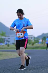 BIB: 614
                            <button type="button" onclick="openModal(3155210)" class="btn btn-primary btn-sm float-right btn-popup" data-toggle="modal" data-target=".modal-high-quality">
                        <i class="fas fa-shopping-cart"></i> Add to Cart
                    </button>
                                            <button type="button" onclick="isThisMe(3155210, true)" class="btn btn-success btn-sm float-right btn-popup btn-isme hidden" data-toggle="tooltip" data-placement="bottom" title="นี่คือรูปของคุณใช่ไหม คลิกที่นี่เพื่อเอาเข้าอัลบั้ม">
                        <i class="fas fa-plus"></i> Add to album
                    </button>
                    <button type="button" onclick="isThisMe(3155210, false)" class="btn btn-warning btn-sm float-right btn-popup btn-isnotme hidden">
                        <i class="fas fa-ban"></i> Remove from album
                    </button>