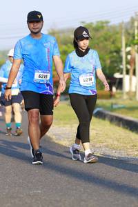 BIB: 6215, 6214
                            <button type="button" onclick="openModal(3179070)" class="btn btn-primary btn-sm float-right btn-popup" data-toggle="modal" data-target=".modal-high-quality">
                        <i class="fas fa-shopping-cart"></i> Add to Cart
                    </button>
                                            <button type="button" onclick="isThisMe(3179070, true)" class="btn btn-success btn-sm float-right btn-popup btn-isme hidden" data-toggle="tooltip" data-placement="bottom" title="นี่คือรูปของคุณใช่ไหม คลิกที่นี่เพื่อเอาเข้าอัลบั้ม">
                        <i class="fas fa-plus"></i> Add to album
                    </button>
                    <button type="button" onclick="isThisMe(3179070, false)" class="btn btn-warning btn-sm float-right btn-popup btn-isnotme hidden">
                        <i class="fas fa-ban"></i> Remove from album
                    </button>